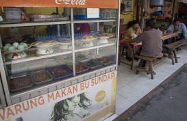 PPKM Level 4, Anies: Warteg Boleh Terima Pengunjung, Restoran di Gedung Take Away