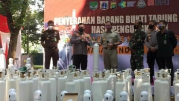 Anies Sebut 138 Tabung Oksigen Hasil Sitaan untuk Pasien Covid-19 Isoman