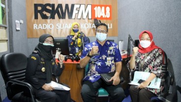 Bersama Instansi Lain, Bea Cukai Sosialiasikan Ketentuan Cukai Lewat Radio