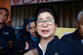 Mantan Menkes Nila Moeloek Dirawat di RS Karena Covid-19