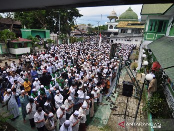 Ribuan Umat Islam di Palu Ikut Salatkan Jenazah Habib Saggaf Aljfuri
