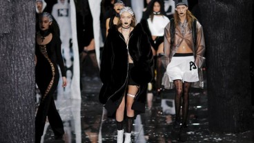 Punya Sederet Bisnis, Rihanna Jadi Musisi Wanita Terkaya di Dunia