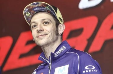 Valentino Rossi Gantung Sepatu dari MotoGp, Panen Pujian dari Dunia Sepak Bola