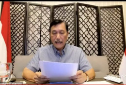 Libatkan TNI-Polri, Luhut Klaim Testing Covid-19 Terus Naik