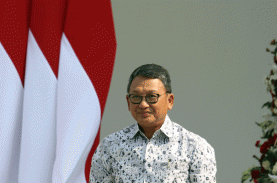 Lantik Ketua dan Komite BPH Migas 2021-2025, Ini Pesan…