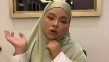 Penyanyi Siti Sarah Meninggal: Tertular dari Asisten Rumah Tangga, Anak dan Suami Positif Covid-19