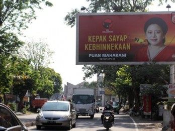 Sujiwo Tejo Minta Tentara Turunkan Baliho Politikus Kampanye untuk 2024