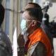 KPK Periksa Tersangka Kasus Suap Pajak Eks Pejabat Ditjen Pajak Dadan Ramdani 