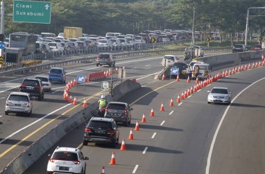 Kendaraan Menuju Jalur Puncak Meningkat di Akhir Pekan