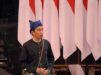 Jokowi Soal Kebijakan Pandemi Selalu Berubah: Virusnya Bermutasi
