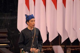 Jokowi Pakai Baju Adat Suku Baduy Trending Topic,…