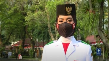 Ardelia Muthia dari Medan Pembawa Bendera Upacara Peringatan Detik-Detik Proklamasi  17 Agustus di Istana Merdeka