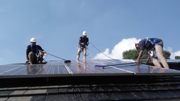 Tenaga Surya Topang Masa Depan Energi Baru Terbarukan