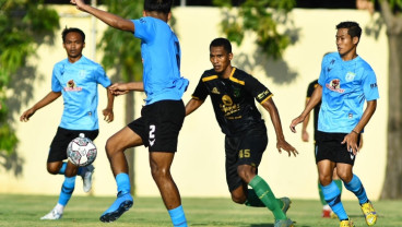 Persela Cari Eksekutor Bola Mati Pengganti Brian, Kapan Jadwal BRI Liga 1 Keluar?