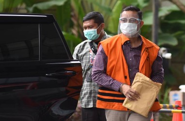 Selain 12 Tahun Penjara, Hak Politik Eks Mensos Juliari Batubara Dicabut