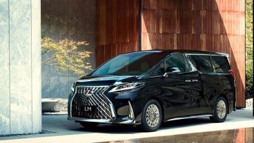 Intip Harga Lexus LM 350, Mobil Incaran Konglomerat di Indonesia