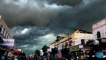 SUARA PEMBACA : Kecukupan Air Bersih