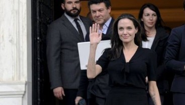 Angelina Jolie Angkat Bicara Soal Perempuan Afghanistan 