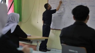 Wapres Ma'ruf Amin Tinjau Pelaksanaan Pembelajaran Tatap Muka di Jakarta