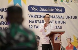 Ridwan Kamil Minta Bupati Indramayu Vaksin 20.000 Warga per Hari