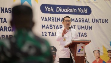 Ridwan Kamil Minta Bupati Indramayu Vaksin 20.000 Warga per Hari