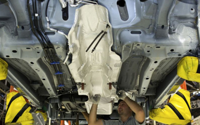 Sinyal Negatif Harga Aluminium, Emiten Komponen Otomotif Lo Kheng Hong hingga Grup Astra Terpapar?