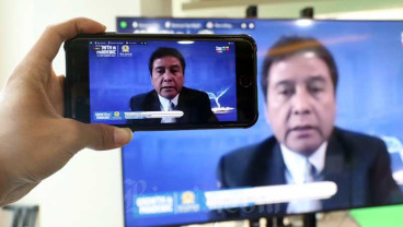 Bisnis Indonesia Awards 2021: Ekonomi Mulai Berangsur Pulih Tapi Jangan Lengah