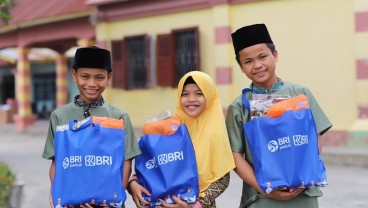CSR Jadi Yang Terbaik, Dirut BRI Dinobatkan Sebagai CEO CSR of The Year