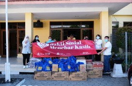 Risland Indonesia Bagikan Sembako ke Masyarakat Terdampak Covid-19
