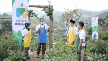 Ridwan Kamil Minta Jumlah Petani Milenial Terus Bertambah