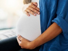 Studi Terbaru: Berjemur saat Hamil Kurangi Risiko Bayi Prematur
