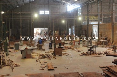 Dibutuhkan kala WFH, Begini Prospek Saham Furnitur WOOD SOFA Cs