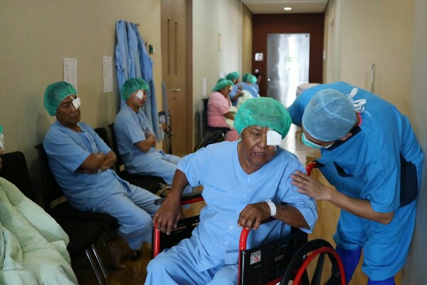 Operasi katarak di Jakarta Eye Centre/Istimewa