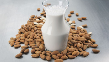 Konsumsi Rutin Almond Bisa Lindungi Kulit dari Paparan UVB  
