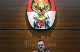 KASUS SUAP PENANGANAN KORUPSI : Azis Syamsuddin Ditunggu KPK