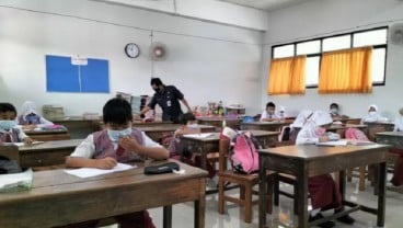 PTM Munculkan 25 Klaster Covid-19 di Sekolah, Begini Klarifikasi Wagub DKI