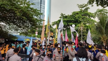 Mahasiswa Geruduk Gedung KPK, di Mana Firli Bahuri?