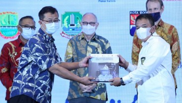 Lima Tahun Kolaborasi Jabar-USAID Tingkatkan Akses Air Minum dan Sanitasi Aman