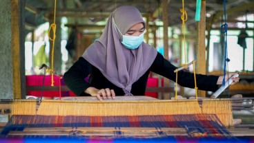 Songket Batubara di Tengah Dua Kondisi, Penerus dan Pandemi