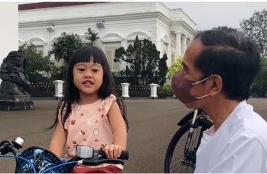 Mendengar Cucu Bernyanyi, Presiden Jokowi: Hilang Segala Penat dan Sedih