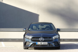 Mercedes-AMG A 35 4Matic Sedan, Harga hingga Spesifikasi