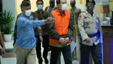 Telisik Alran Uang di Kasus Azis Syamsuddin, KPK Periksa Staf Bank BUMN