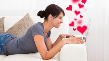 4 Tips Memilih Foto Profil Aplikasi Kencan Online Tinder