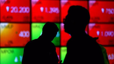 Akhir Sesi I IHSG Melemah, Asing Borong Saham BBRI, ADRO dan TBIG