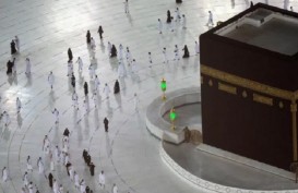 Covid-19 Mereda, Jarak Sosial di Masjid Arab Saudi Tak Wajib Lagi