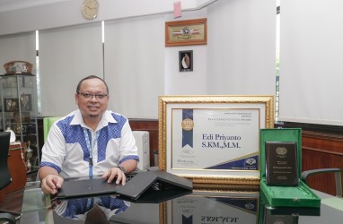 Inisiasi Identifikasi Bahaya dan Risiko Wartawan Edi Priyanto Terima Penghargaan “WSO Concerned Citizen Award”