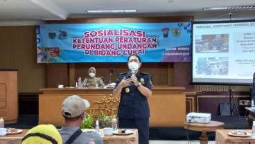 Sasar Pedagang Eceran Hingga Perangkat Desa, Bea Cukai Malang Sosialisasikan Gempur Rokok Ilegal