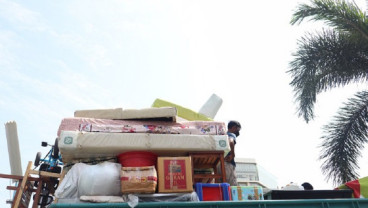 Kedapatan Angkut Rokok Ilegal, Truk Barang Pindahan Diamankan Petugas Bea Cukai