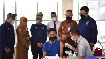 Bank Riau Kepri Bersama BMR Gelar Vaksinasi Covid-19 untuk Masyarakat Umum