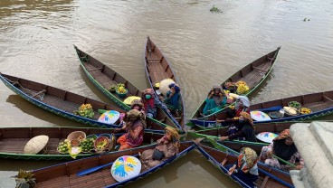 Wisata Pasar Terapung Setiap Hari, Angkasa Pura I Serahkan Perahu Jukung
